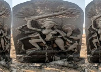 বেলে পাথরের তৈরি পাল ও সেন যুগেরমহিষাসুরমর্দিনী দেবী দুর্গার মূর্তি উদ্ধার গলসিতে