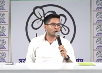 এসআইআর-এর বিরোধিতা করতে গিয়ে খোদ দেশের মুখ্য নির্বাচন কমিশনারকে হুমকি দিয়ে বসলেন “ভাইপো” অভিষেক ; “চার আনার কলমি শাক তার আবার ক্যাশ মেমো!” : বিজেপির তরুনজ্যোতির  কটাক্ষ 