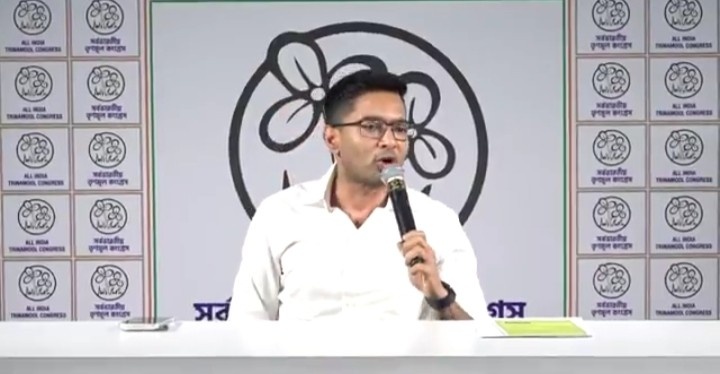 এসআইআর-এর বিরোধিতা করতে গিয়ে খোদ দেশের মুখ্য নির্বাচন কমিশনারকে হুমকি দিয়ে বসলেন “ভাইপো” অভিষেক ; “চার আনার কলমি শাক তার আবার ক্যাশ মেমো!” : বিজেপির তরুনজ্যোতির  কটাক্ষ