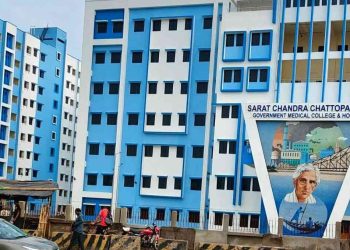 উলুবেড়িয়া হাসপাতালের তরুনী  চিকিৎসকের শ্লীলতাহানি-মারধর  ও ধর্ষণ ও যৌনাঙ্গে রড ঢোকানোর হুমকি, গ্রেপ্তার অস্থায়ী পুলিশ কর্মী ও তৃণমূলের ক্যাডার শেখ বাবুলাল ; “পশ্চিমবঙ্গ সরকার ব্যর্থ, পুলিশ ব্যর্থ” : তীব্র নিন্দা জানিয়ে বললো ডক্টরস ফোরাম 