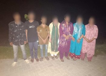 অবৈধ বাংলাদেশিদের “সাফাই অভিযান”-এ ধোনির মত ঝোড়ো ব্যাটিং করছেন বলে জানালেন হেমন্ত বিশ্বশর্মা 