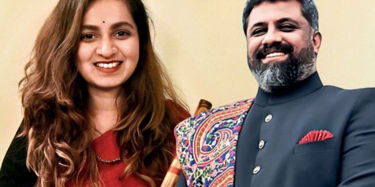 সঙ্গীতের মাধ্যমে প্রেম : এই গায়ক গায়িকা জুটি বৈবাহিক জীবনে প্রবেশ করতে চলেছেন 