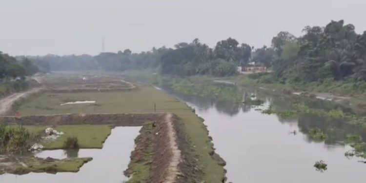 চাকরি-রেশন-বালি-কয়লা-গরু চুরি নয়,আস্ত নদী চুরি করছে তৃণমূল : শুভেন্দু অধিকারী