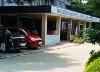 দার্জিলিংয়ের খাড়িবাড়ি সরকারি হাসপাতালে ভুয়ো জন্ম-মৃত্যু শংসাপত্র ইস্যু করা হচ্ছে ! শমীক ভট্টাচার্য বললেন দেশের সার্বভৌমত্বের জন্য হুমকি 