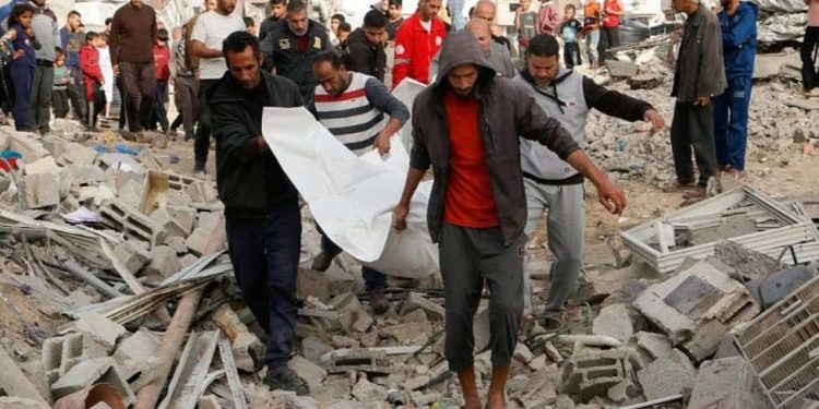 ইসরায়েলি সেনা নিহতের পর যুদ্ধবিরতি ভেঙে গেছে : গাজায় ইসরায়েলি বিমান হামলায় ৪৫ জন হামাস সন্ত্রাসী খতম 