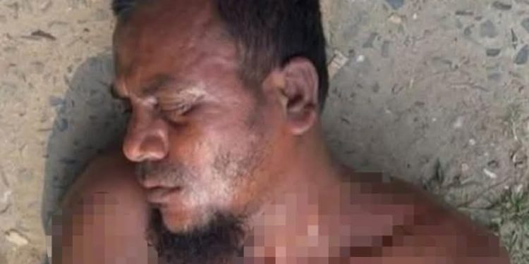 টাঙ্গাইলে ১৩ বছরের মেয়েকে ধর্ষণ করতে যাওয়া ৪৫ বছরের হানিফ মিয়াকে পিটিয়ে পুলিশের হাতে তুলে দিল ক্ষিপ্ত জনতা 