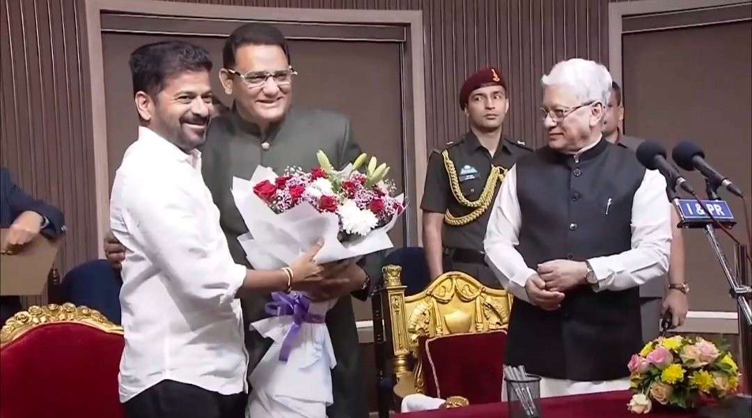 উপনির্বাচনে মুসলিম ভোট টানতে আজহারউদ্দিনকে মন্ত্রী বানালো তেলেঙ্গানার কংগ্রেস সরকার 