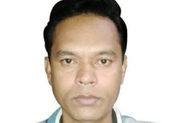 নোয়াখালীতে প্রকাশ্য দিবালোকে   হিন্দু যুবককে জবাই করে খুন 