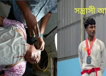 সীতাকুণ্ডে পূজামণ্ডপে স্ত্রীর সামনে থেকে হিন্দু সাংবাদিককে টেনে নিয়ে গিয়ে নির্মমভাবে পেটালো জামাত ইসলামির সন্ত্রাসী মহম্মদ আসাদ ও তার বাহিনী 