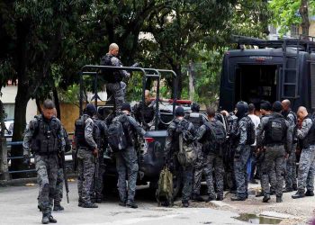 ব্রাজিলের রিও ডি জেনেইরোতে পুলিশ ও মাদক পাচারকারীদের তুমুল লড়াই, মৃত অন্তত ৬৪ 