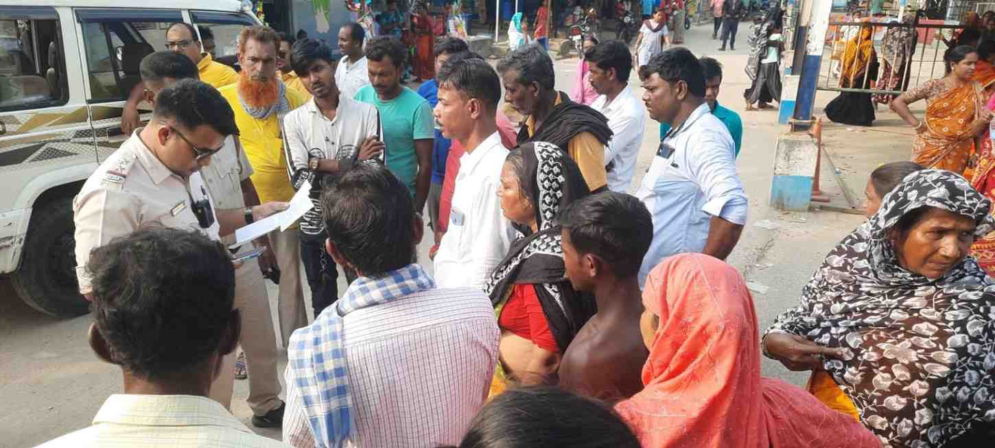 ভিনরাজ্যে রহস্যমৃত্যু ভাতারের বধূর, শ্বশুরবাড়িতে দেহ কবরস্থ করার তোড়জোড় করতেই রুখে দিল বাপের বাড়ি,উত্তেজনা  