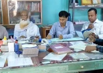 পাঁচ শিক্ষককেই করে দেওয়া হয়েছে বিএলও, সঙ্কটে বর্ধমানের মঙ্গলকোটের প্রাথমিক বিদ্যালয়ের পড়ুয়ারা 