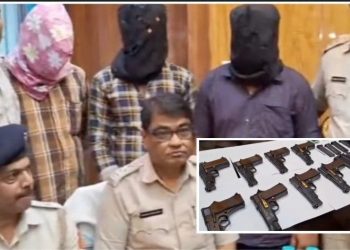বহরমপুর বিপুল আগ্নেয়াস্ত্র ও কার্তুজসহ গ্রেপ্তার স্থানীয় ৩ অস্ত্র পাচারকারী 