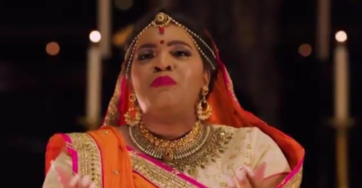 “ওঁ জয় জগদীশ হরে” : দীপাবলিতে ঐশ্বরিক আলোয় আলোকিত বার্তা দিয়ে ভিডিও গান পোস্ট করলেন মার্কিন গায়িকা মেরি মিলবেন