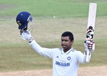 ৭৮ বলে ৮ ছক্কা, ৯ চার এবং এক সেঞ্চুরি : মাঠে ঝড় তুললেন বৈভব সূর্যবংশী 