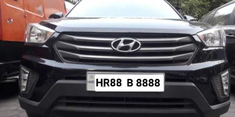 ভারতের সবচেয়ে দামি নম্বর প্লেট হল “HR88 BB 8888” ; যার মূল্য শুনলে চমকে যাবেন