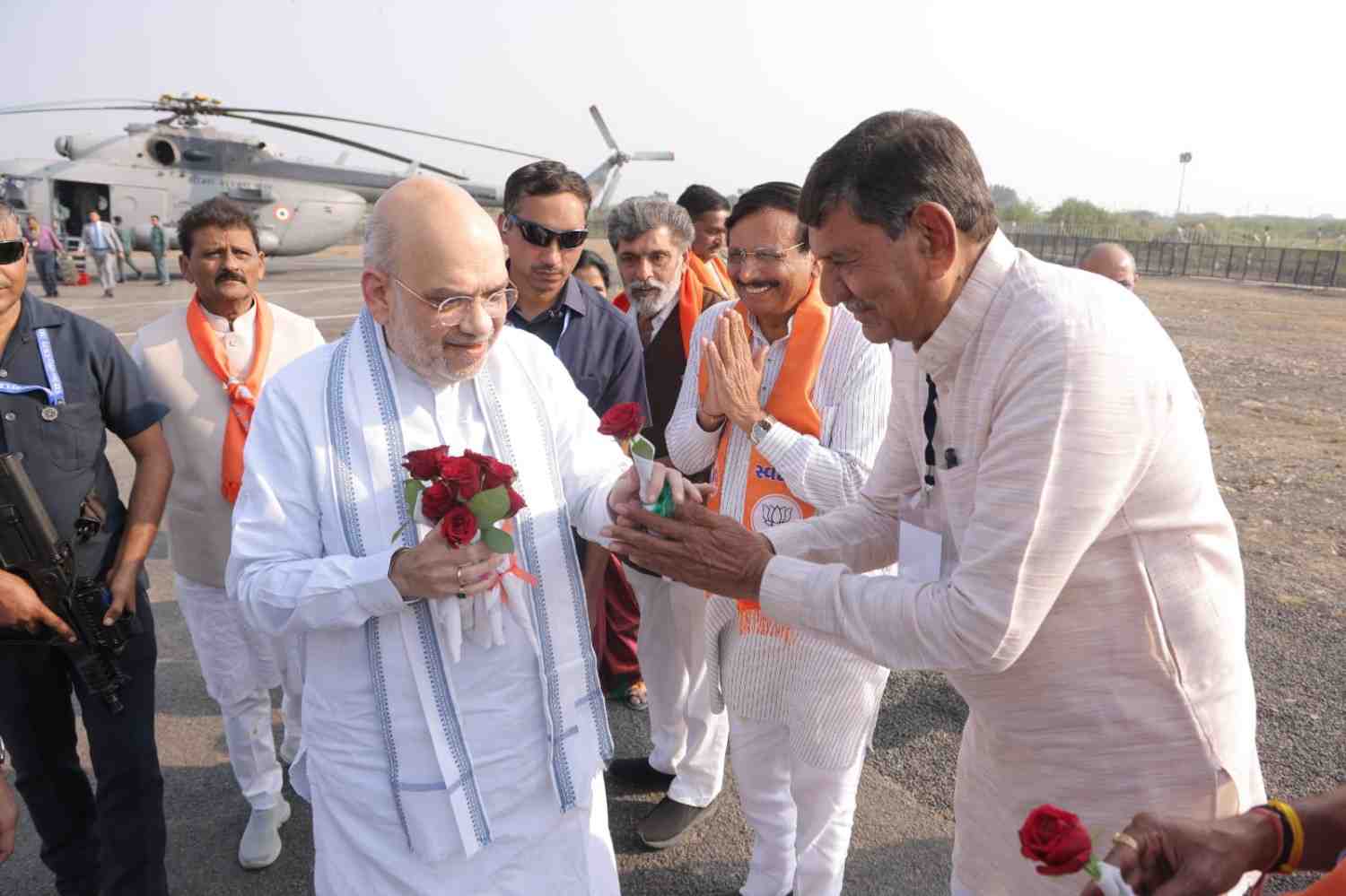 “আমরা প্রতিটি অনুপ্রবেশকারীকে বেছে বেছে বহিষ্কার করব” : ঘোষণা করলেন স্বরাষ্ট্রমন্ত্রী অমিত শাহ  