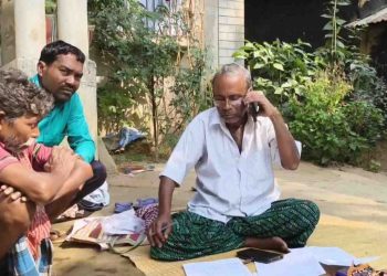 ভাতারে অসুস্থ বিএলও, এসআইআর-এর অতিরিক্ত চাপের জের বলে দাবি 