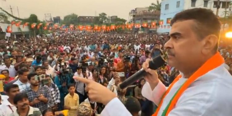 “এগারোতে এসে শিল্প খেয়েছে, ষোলতে এসে চাকরি খেয়েছে, আর ২৬শে এলে হিন্দু খাবে” : মমতাকে নজিরবিহীন আক্রমণ শুভেন্দুর 