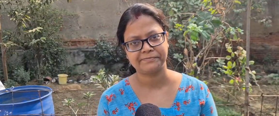 তৃণমূল নেত্রীর দু’জায়গায় দুটি ভোটার কার্ড ঘিরে তোলপাড় কাটোয়া 