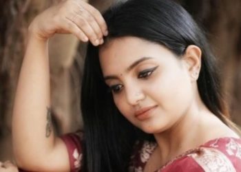 প্রথম বিয়ে ভেঙে যাওয়ার পর এই মালায়লম সুন্দরী অভিনেত্রী বিয়ে না করার ঘোষণা করেছেন  