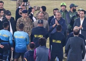 ইসলামাবাদে বিস্ফোরণে প্রচুর হতাহত হওয়ার পর দেশে ফিরতে চান ৮ শ্রীলঙ্কান খেলোয়াড়, তবে তাদের অনুমতি দেয়নি শ্রীলঙ্কান বোর্ড 