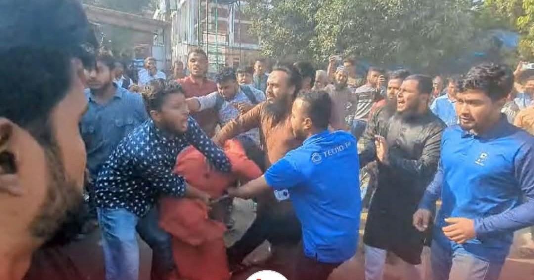 উগ্র ইসলামি জনতার হাতে ফের আক্রান্ত হলেন বাউলশিল্পীরা ; এবারে ঠাকুরগাঁওয়ে হামলায় আহত ২ শিল্পি 