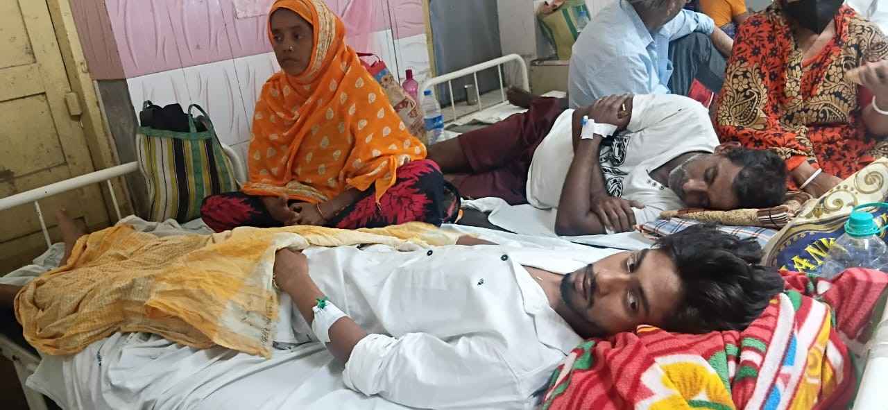 কাটোয়ার দাঁইহাটে রাসের শোভাযাত্রার সময় যুবকের উপর ব্লেড হামলা 