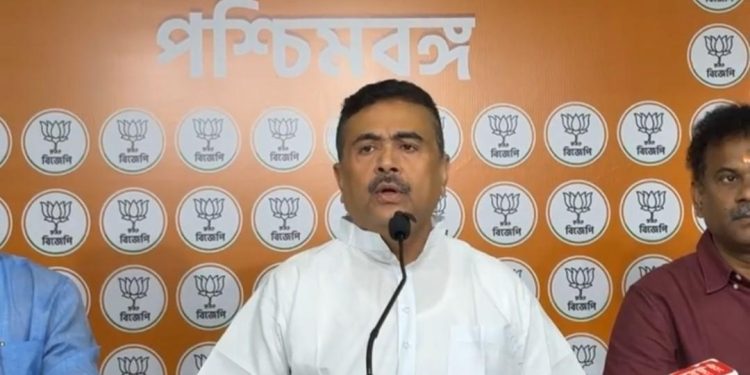 যেভাবে কোভিডের সময় “মোদী ভ্যাসসিন” বলে নিজেই প্রথম টিকা নিয়েছিল, ঠিক তেমনি এসআইআর – এর ফর্ম নিজে প্রথমে নিয়ে মিথ্যাচার করছেন মমতা ব্যানার্জি : শুভেন্দু অধিকারী 