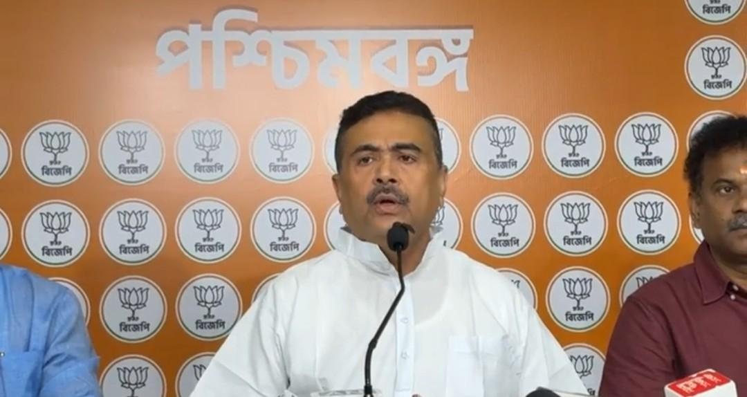 যেভাবে কোভিডের সময় “মোদী ভ্যাসসিন” বলে নিজেই প্রথম টিকা নিয়েছিল, ঠিক তেমনি এসআইআর – এর ফর্ম নিজে প্রথমে নিয়ে মিথ্যাচার করছেন মমতা ব্যানার্জি : শুভেন্দু অধিকারী 