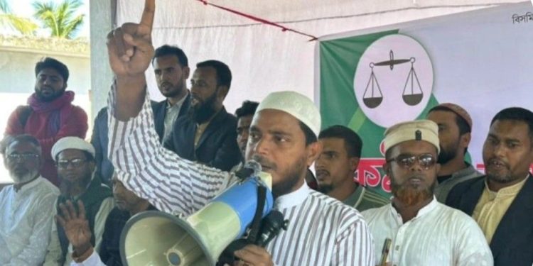 ইসলাম ছাড়া কোনো ধর্মই নারীদের অধিকার দেয়নি : দাবি  করলেন জামাত ইসলামির নেতা ; অনেকে তালিবানের দৃষ্টান্ত তুলে ধরে কটাক্ষ করছেন 