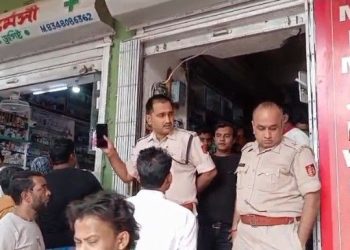 মন্তেশ্বরে সিপিএমের পার্টি অফিস ও ৬ দোকানে দুঃসাহসিক চুরি 