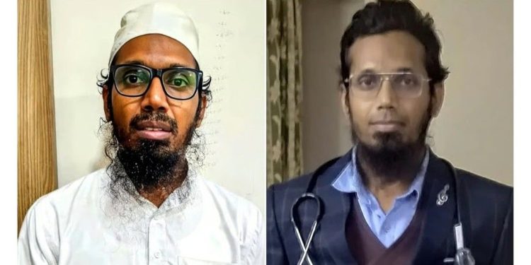 মারাত্মক বিষ “রিসিন” ব্যবহার করে নরসংহারের ষড়যন্ত্র করেছিল সন্ত্রাসী ডাক্তার আহমেদ ; জেলের অন্য কয়েদিরা তাকে বেদম পিটিয়ে বলেছেন : “তুই মানুষ মারবি ?  তোকে আমরা বাইরে বেরুতেই দেবো না”  