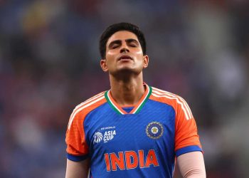 ২০২৬ টি-টোয়েন্টি বিশ্বকাপের জন্য আকাশ চোপড়ার “বিকল্প ভারতীয় দল” থেকেও বাদ পড়লেন শুভমান গিল 