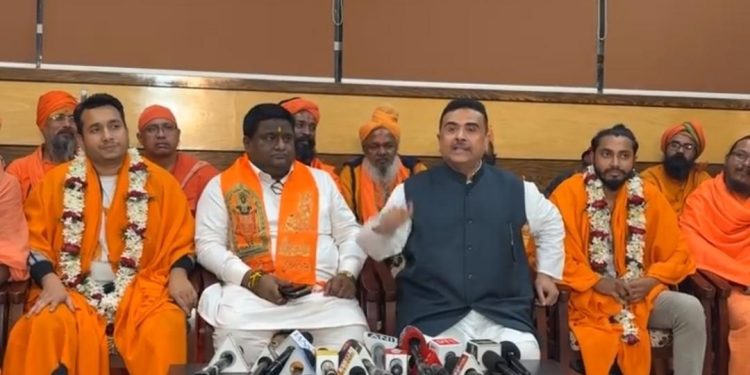 গীতাপাঠে চিকেন প্যাটিস বিক্রির বিরুদ্ধে ৩ প্রতিবাদীকে সিপিএমের আইনজীবীর অভিযোগের ভিত্তিতে গ্রেপ্তার করে তৃণমূল সরকারের পুলিশ, হিন্দুত্ববাদী আইনজীবীদের বিশাল দল জামিন করান, সুরক্ষার দায়িত্ব নিলেন শুভেন্দু অধিকারী