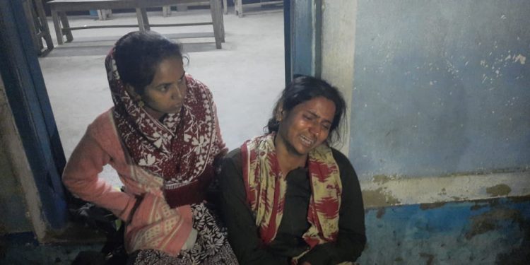 বেপরোয়া মারুতি ভ্যানের ধাক্কায় মৃত ১ বাইক চালক, আহত আরও ২