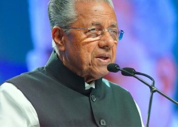 অবৈধ মুসলিম কলোনি গুঁড়িয়ে দেওয়ায় কর্ণাটক সরকারের উপর বেজায় চটেছেন কেরালার সিপিএম সরকারের মুখ্যমন্ত্রী 