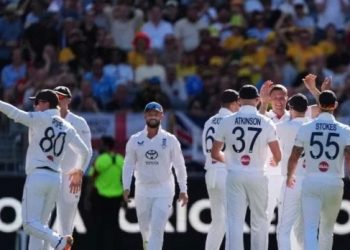 সিরিজের মাঝে দেদার মদ্যপান করে মাতলামি করল ইংল্যান্ডের ক্রিকেটারা  