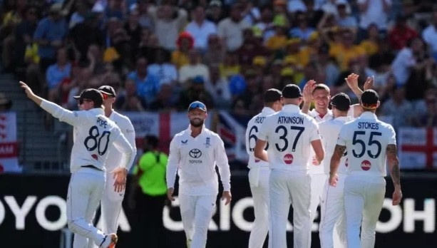 সিরিজের মাঝে দেদার মদ্যপান করে মাতলামি করল ইংল্যান্ডের ক্রিকেটারা  