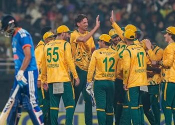 দ্বিতীয় টি-টোয়েন্টি ম্যাচে ভারতকে ৫১ রানে পরাজিত করল দক্ষিণ আফ্রিকা  