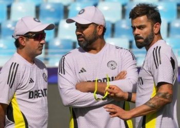 কোচ গম্ভীরকে পাত্তাই দিলেন না রোহিত-কোহলি ; টিম ইন্ডিয়ায় অশান্তির ছায়া 