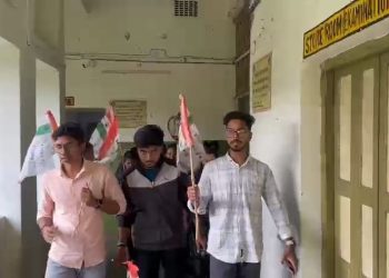 তৃণমূল ছাত্রপরিষদের ২ দলের  মধ্যে কর্তৃত্ব দখলের লড়াই ঘিরে উত্তপ্ত পূর্ব বর্ধমান জেলার গুসকরা কলেজ 