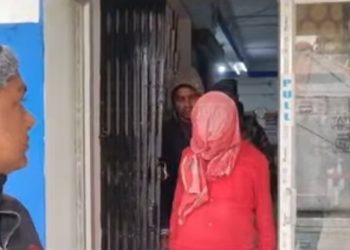 চাঁচল বউদিকে কুপিয়ে খুনের ঘটনায় গ্রেপ্তার দেওর জিয়ারুল হক