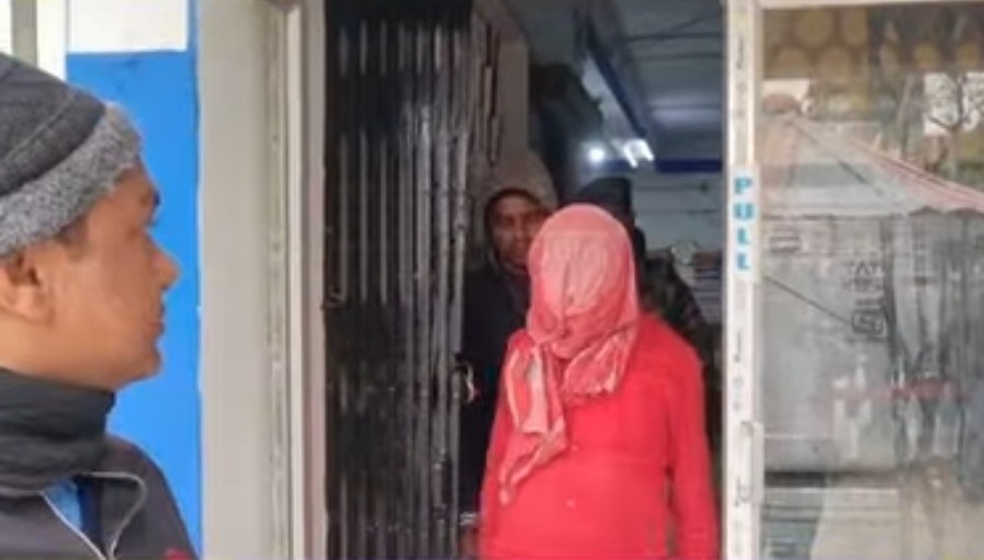 চাঁচল বউদিকে কুপিয়ে খুনের ঘটনায় গ্রেপ্তার দেওর জিয়ারুল হক