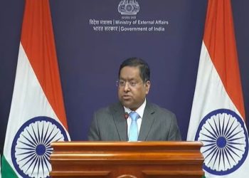 ‘ভারত বাংলাদেশের সাথে ঘনিষ্ঠ ও বন্ধুত্বপূর্ণ সম্পর্ক চায়, শেখ হাসিনার প্রত্যর্পণের বিষয়টি পর্যালোচনাধীন’: বিদেশ মন্ত্রণালয়