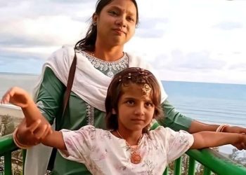 শিশুকন্যাকে নিয়ে দুই সন্তানের পিতা ভিন ধর্মের প্রৌঢ়ের সঙ্গে পালালো পটুয়াখালীর হিন্দু বধূ 