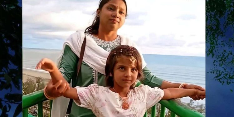 শিশুকন্যাকে নিয়ে দুই সন্তানের পিতা ভিন ধর্মের প্রৌঢ়ের সঙ্গে পালালো পটুয়াখালীর হিন্দু বধূ 