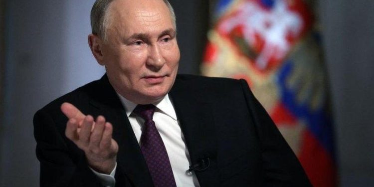 “যদি তারা আমাদের সাথে যুদ্ধ চায়… আমরা প্রস্তুত”: ইউরোপকে ভ্লাদিমির পুতিনের খোলাখুলি হুঁশিয়ারি