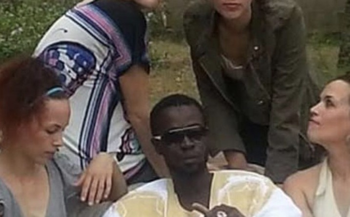 ফ্রান্সে আইভোরিয়ান বহুগামী ব্যক্তিকে ৪ স্ত্রী এবং ২৯ সন্তানের উপর কট্টর ইসলামী শাসন আরোপের জন্য ৩০ বছরের কারাদণ্ড দেওয়া হয়েছে