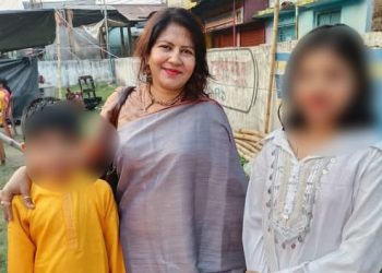 প্রেমের টানে “ফাতিমা বেগম” হয়েছিল বারাসতের মৌসুমী কুম্ভকার, কিন্তু অত্যাচারে অতিষ্ঠ হয়ে প্রেম ফেলে ২ সন্তানকে নিয়ে ফের পুরনো ধর্মে প্রত্যাবর্তন ; কাহিনী ভাইরাল সোশ্যাল মিডিয়ায়